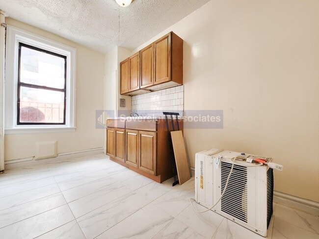 Photo - 2 North St Unit D1