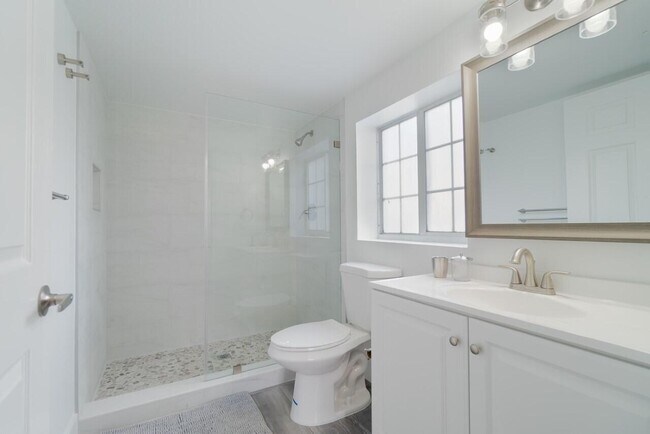 Photo - 800 Crestwood Ct S Unit 801