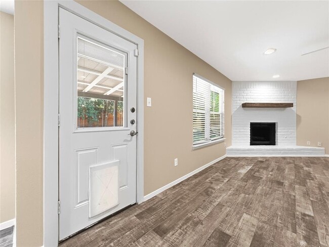 Photo - 6605 Clubway Ln
