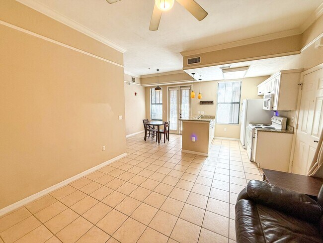 Photo - St. Charles Place #306 Unit 306