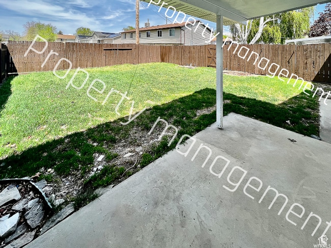 Building Photo - 202 W 2050 N