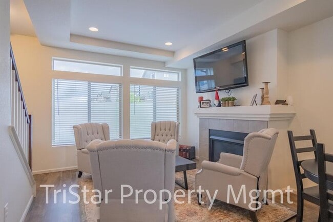 Photo - 6137 Ashmore Ln