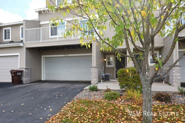 Act Fast! 3-Bedroom, 2-Bathroom Townhome i... - Act Fast! 3-Bedroom, 2-Bathroom Townhome i...