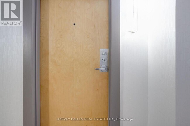 Photo - 80 Cumberland St Unité 703