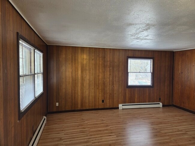 582 Lincoln St Unit 2