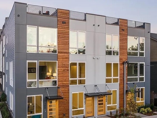 Building Photo - 4102 37th Ave S