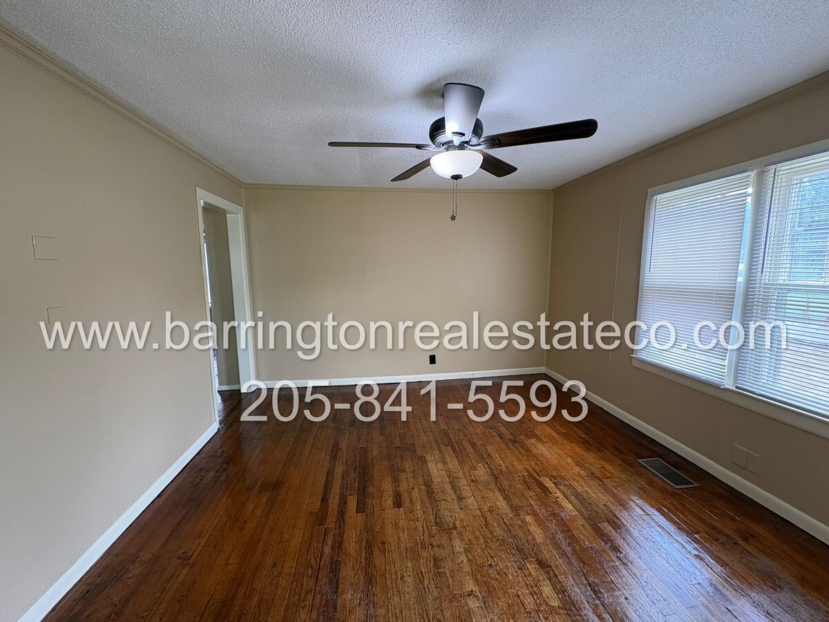 Photo - 924 Dartmouth Ct