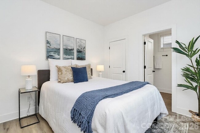 Photo - 212 Nelson Ave