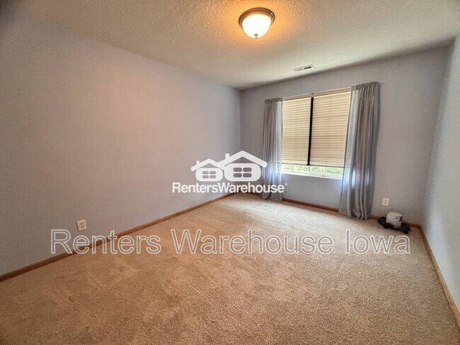 Photo - 1400 S 52nd St