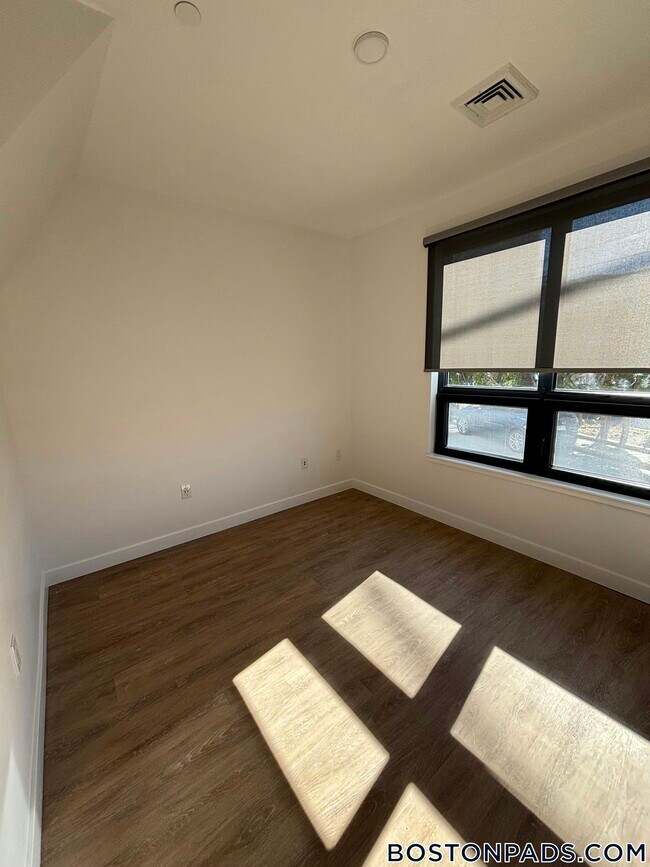 Photo - 199 Gardner St Unidad 112