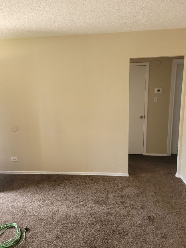 Photo - 3104 W Kansas Ave