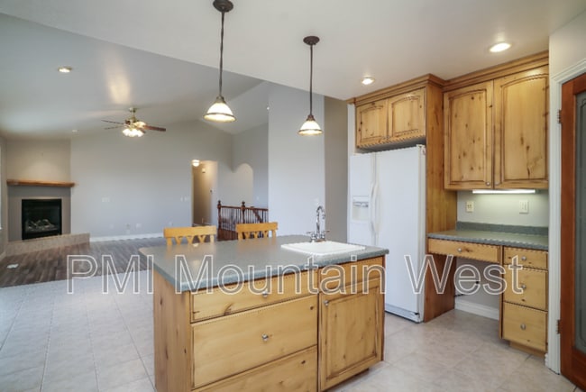 Photo - 144 S Mountain Rd