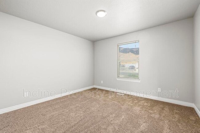 Photo - 4016 S Sunrise Dr