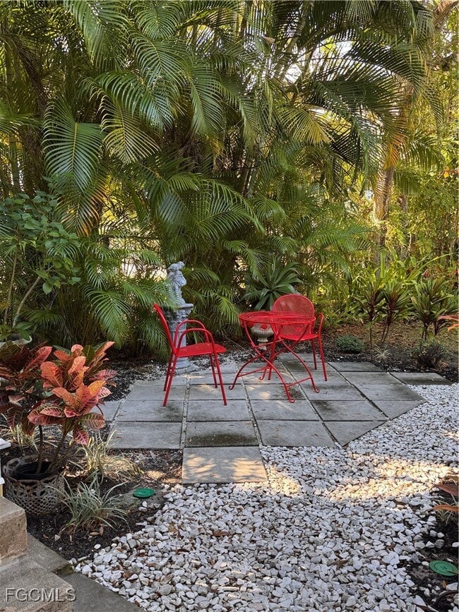 Photo - 1618 Woodford Ave