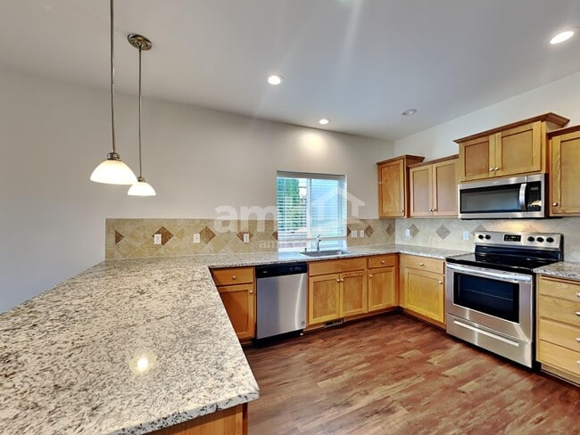 Photo - 11127 184th Street E