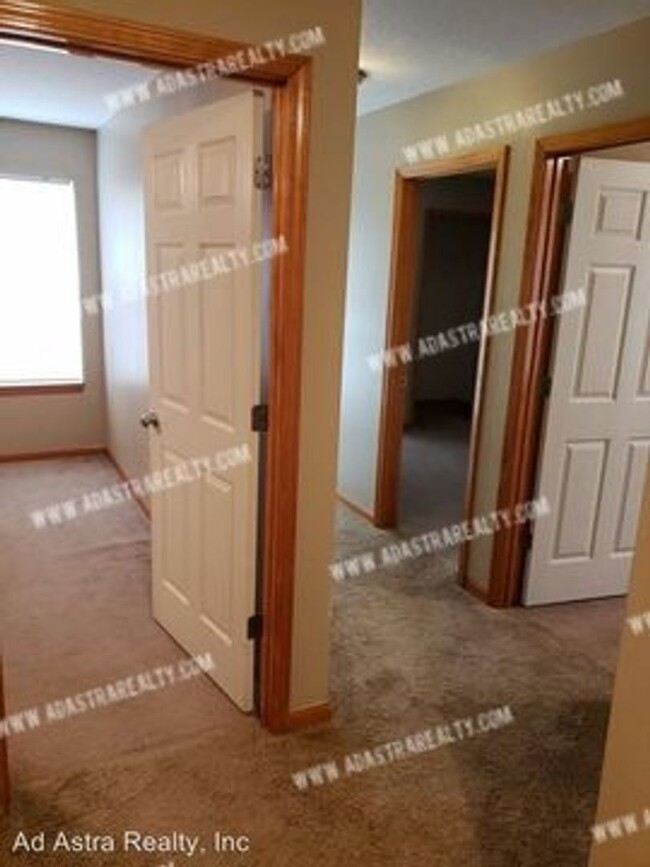 Photo - Beautiful Ranch Duplex in Edgerton-Availab... House