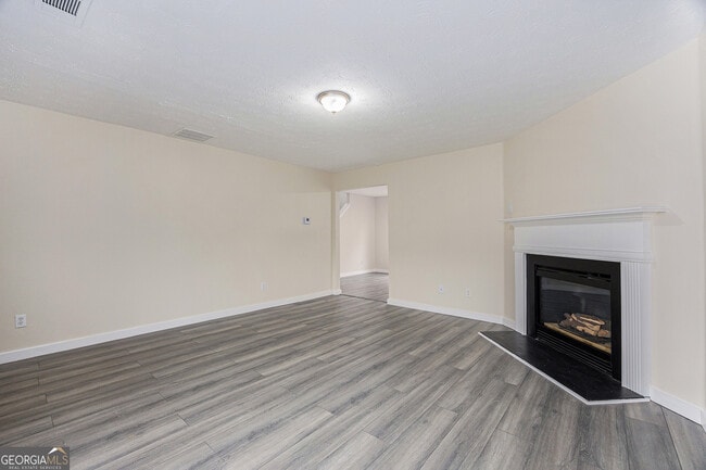 Photo - 429 Village Bluff Dr