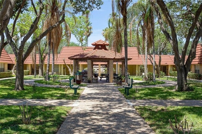 Photo - 12 Yuma Ave Unit 21