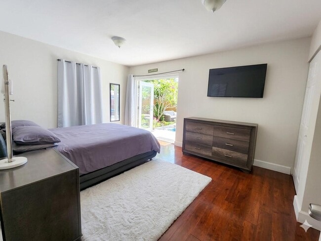 Photo - 3440 SW 20th St