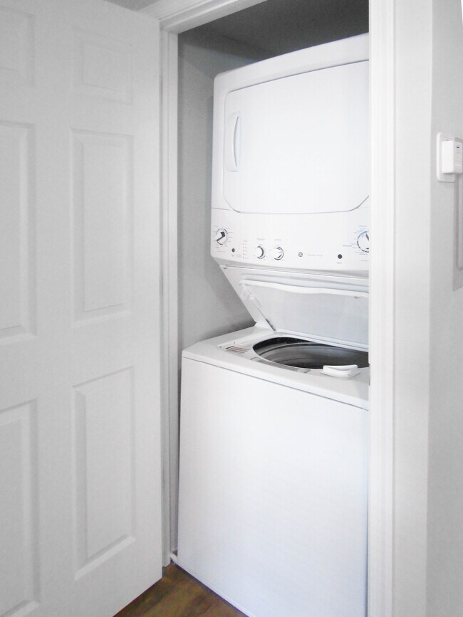 Photo - Awbury Manor Apartments