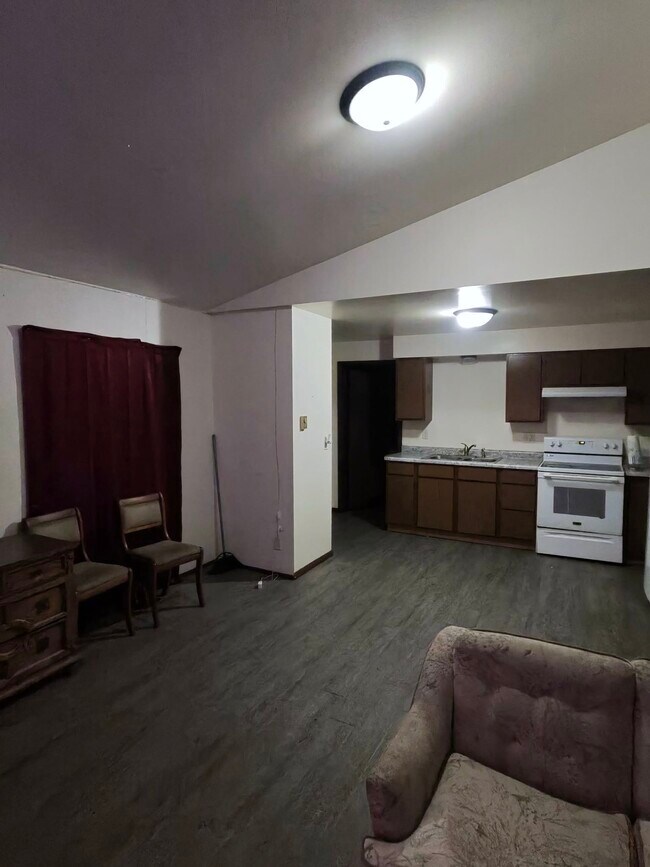 Photo - 934 S 13th St Unit 1