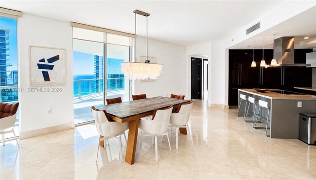 Building Photo - 150 Sunny Isles Blvd Unit 1-UPH1