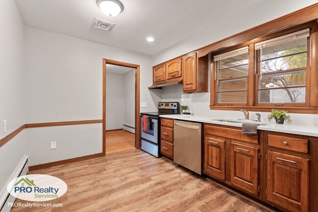 Photo - 3 Bedroom Home in Crystal