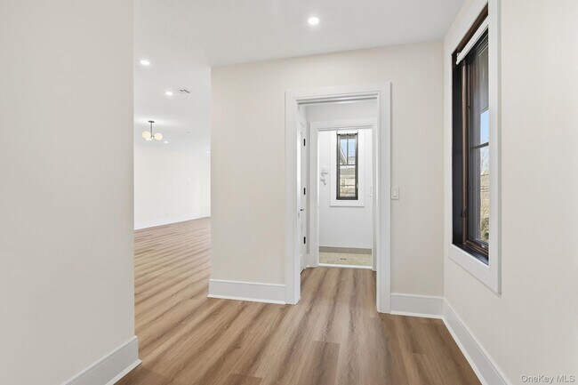 Photo - 34 Clinton Ave Unidad 3