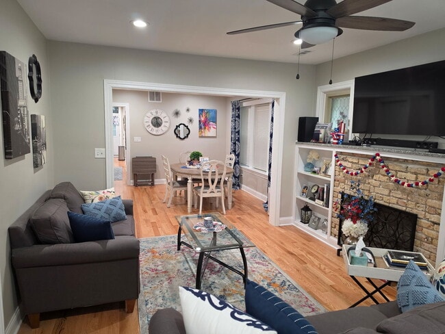 Photo - 3811 N Spaulding Ave Unit 1