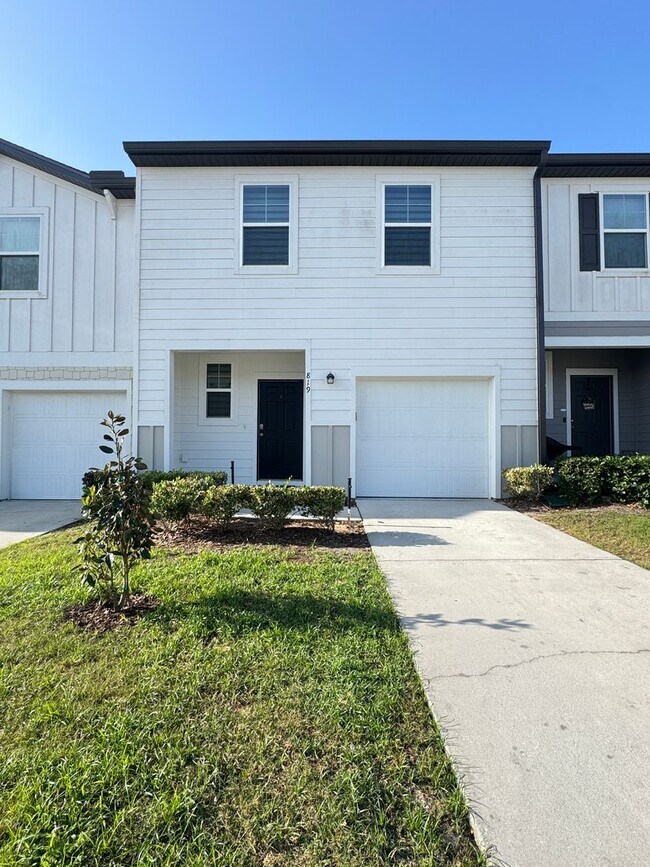 Photo - Your Dream Home Awaits in the Heart of Dav...