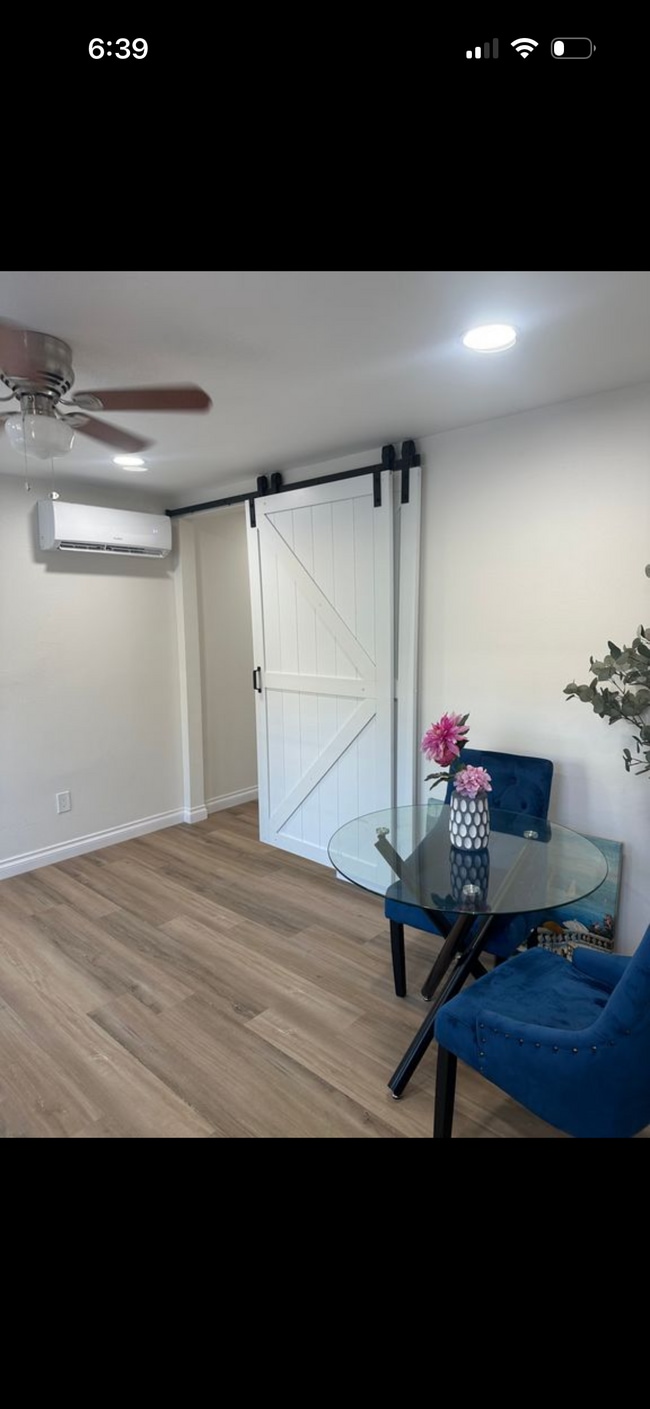 Photo - 116 W Arbor St