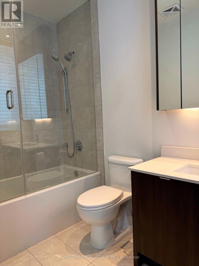 Photo - 55 Merchants' Wharf Unité 726