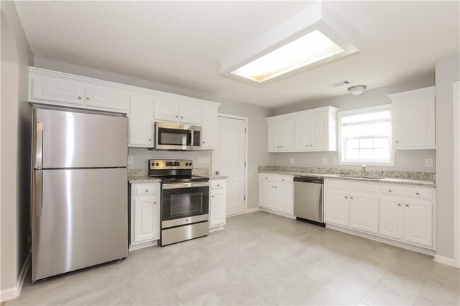 Photo - 1303 Princess Dr