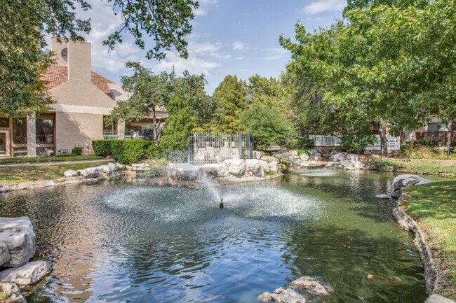 Photo - Charming 2 Bed, 2 Bath Condo in North Dall... Unit 203
