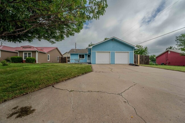 225 Parker Dr