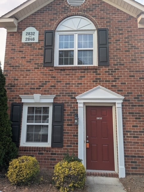 Building Photo - Live Smart. Live Stylish.