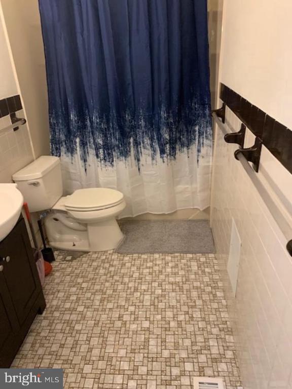 Photo - 2045 N 63rd St