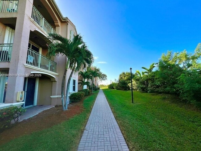 Photo - 6560 NW 114th Ave Unit 527