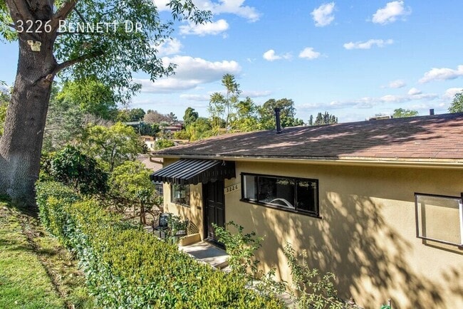 Photo - 3226 Bennett Dr