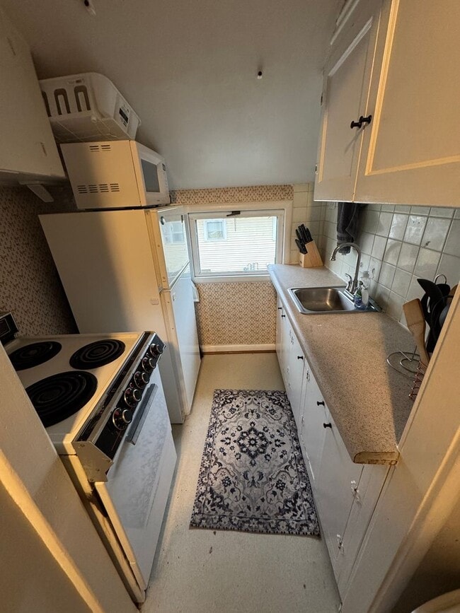 Photo - 1513 1st St W Unidad 2