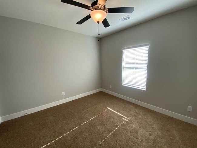 Photo - PRE-LEASING FOR AUGUST 2026! NEW CONSTRUCT...