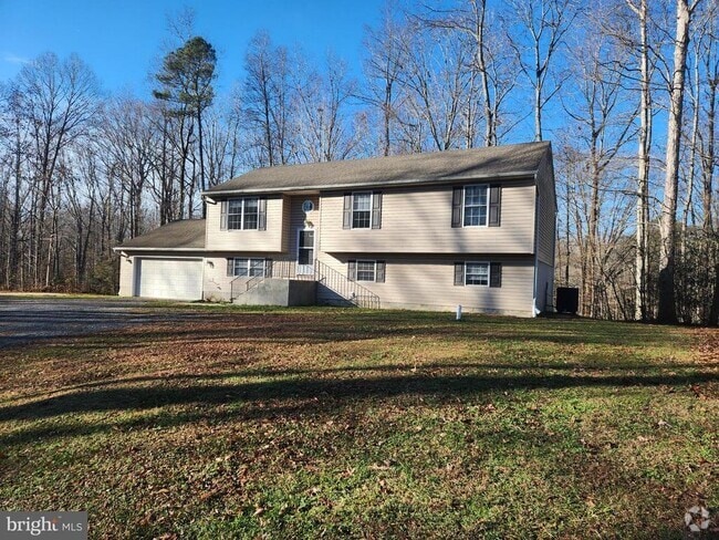 Building Photo - 37130 Mowry Ln Rental