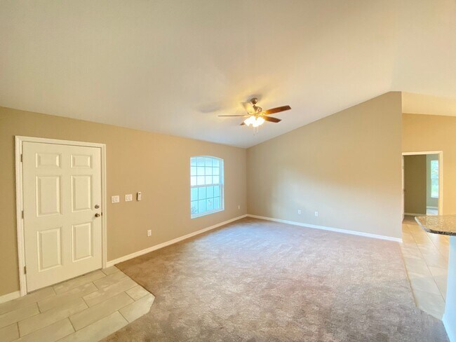 Photo - Custom Home - Desirable SW Ocala neighborhood 3/2/2 ** Wont Last**