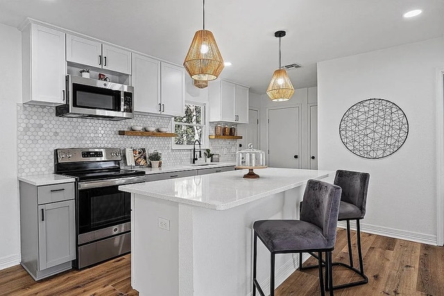 Photo - 3921 Maple Ave