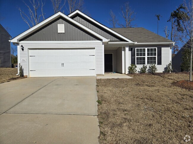 Building Photo - Stunning ranch style home with 3 bedrooms,...