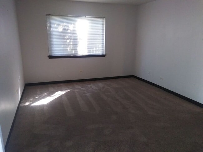 Photo - 755 Inland Cir