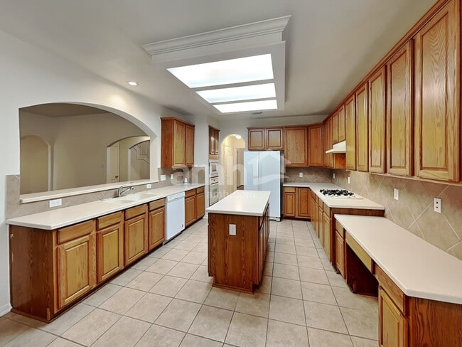 Photo - 814 Spring Source Pl