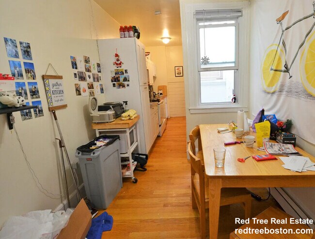 Photo - 35 Brookline St