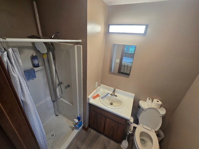 Photo - 15-1704 4th Ave