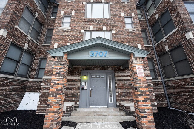 Photo - 3715 N Meridian St Unit 1A